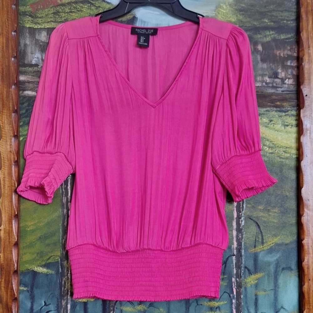 Woman blouse, Size small, 100% Polyester, Excelent condition